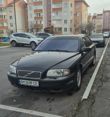 Чорний Вольво S80, об'ємом двигуна 2.4 л та пробігом 390 тис. км за 5000 $, фото 1 на Automoto.ua