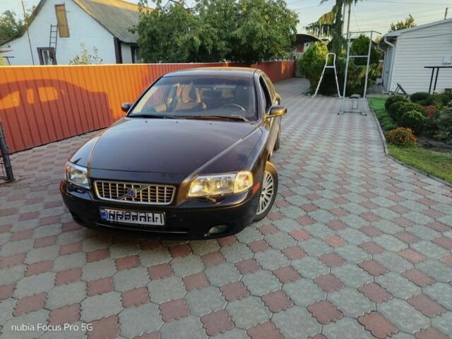 Чорний Вольво S80, об'ємом двигуна 2.4 л та пробігом 250 тис. км за 2200 $, фото 1 на Automoto.ua