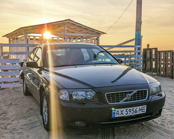 Черный Вольво С80, объемом двигателя 2.52 л и пробегом 299 тыс. км за 5700 $, фото 1 на Automoto.ua