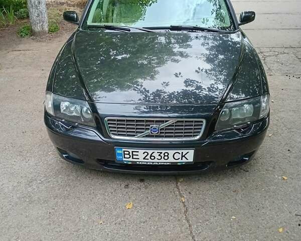 Черный Вольво С80, объемом двигателя 2.44 л и пробегом 253 тыс. км за 5800 $, фото 1 на Automoto.ua