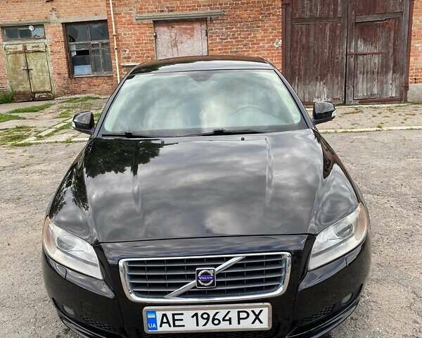 Черный Вольво С80, объемом двигателя 2.5 л и пробегом 176 тыс. км за 9500 $, фото 1 на Automoto.ua