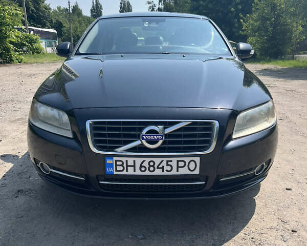 Черный Вольво С80, объемом двигателя 1.56 л и пробегом 437 тыс. км за 7800 $, фото 1 на Automoto.ua