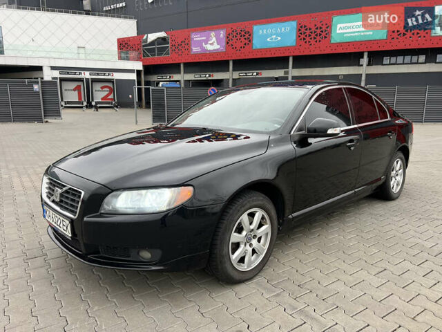 Чорний Вольво S80, об'ємом двигуна 2 л та пробігом 209 тис. км за 6800 $, фото 1 на Automoto.ua