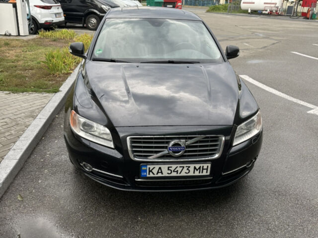 Чорний Вольво S80, об'ємом двигуна 2 л та пробігом 281 тис. км за 12700 $, фото 1 на Automoto.ua