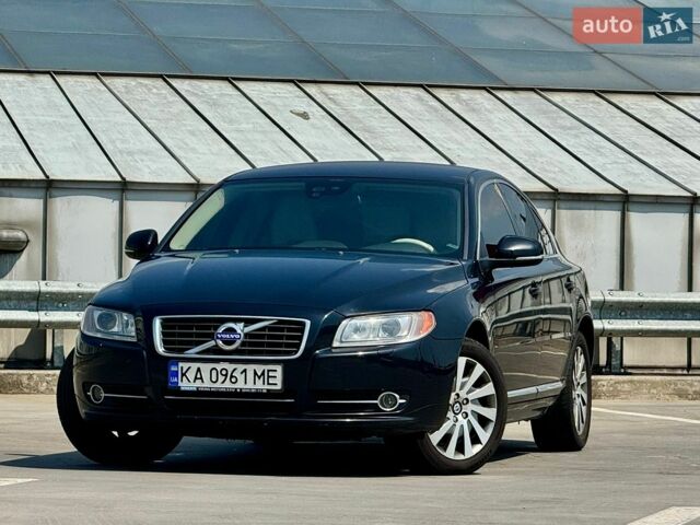 Чорний Вольво S80, об'ємом двигуна 2 л та пробігом 212 тис. км за 8800 $, фото 1 на Automoto.ua