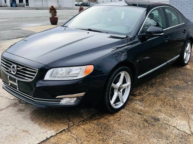 Черный Вольво С80, объемом двигателя 2 л и пробегом 80 тыс. км за 2200 $, фото 1 на Automoto.ua