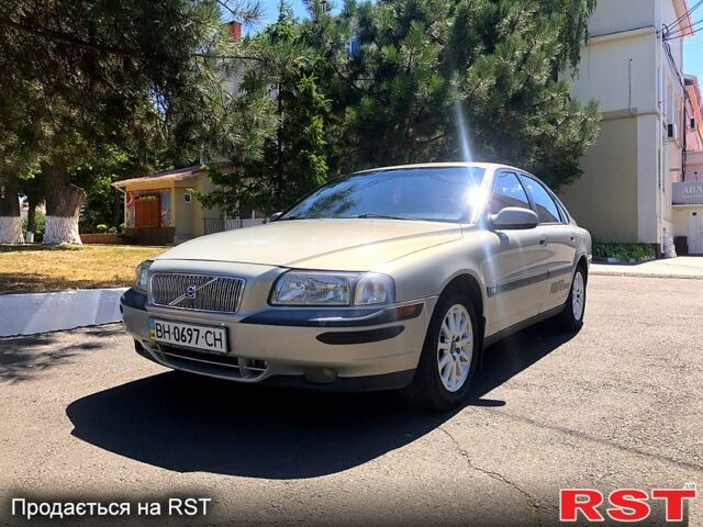 Вольво С80, объемом двигателя 2 л и пробегом 335 тыс. км за 3500 $, фото 1 на Automoto.ua