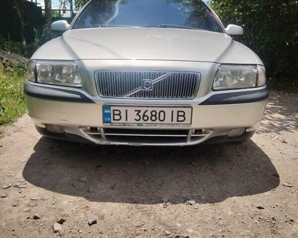 Серый Вольво С80, объемом двигателя 2 л и пробегом 334 тыс. км за 4100 $, фото 1 на Automoto.ua