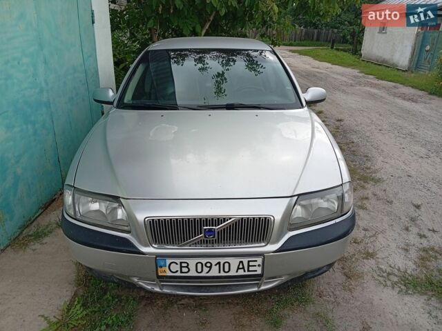 Серый Вольво С80, объемом двигателя 1.98 л и пробегом 300 тыс. км за 2500 $, фото 1 на Automoto.ua