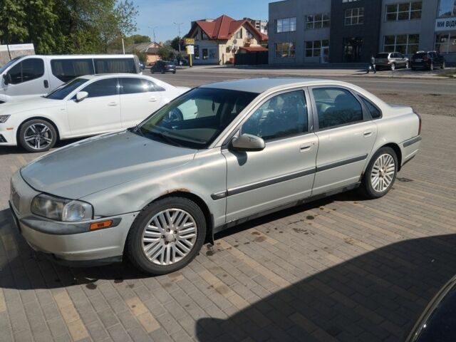 Серый Вольво С80, объемом двигателя 2.5 л и пробегом 460 тыс. км за 2300 $, фото 1 на Automoto.ua