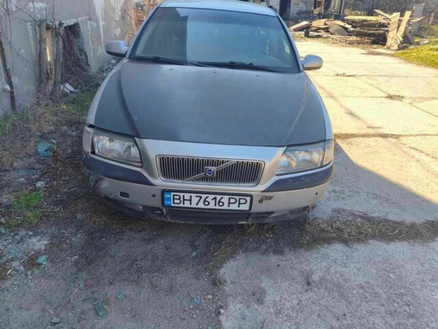 Серый Вольво С80, объемом двигателя 2.5 л и пробегом 350 тыс. км за 1400 $, фото 1 на Automoto.ua