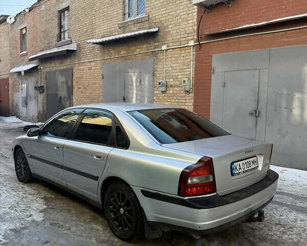 Серый Вольво С80, объемом двигателя 1.98 л и пробегом 250 тыс. км за 2999 $, фото 1 на Automoto.ua