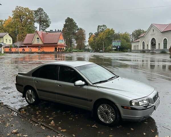Сірий Вольво S80, об'ємом двигуна 2 л та пробігом 348 тис. км за 3900 $, фото 1 на Automoto.ua
