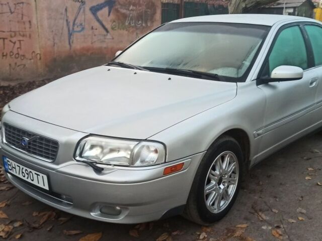 Серый Вольво С80, объемом двигателя 2.4 л и пробегом 200 тыс. км за 5000 $, фото 1 на Automoto.ua