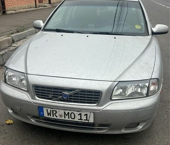 Сірий Вольво S80, об'ємом двигуна 0 л та пробігом 300 тис. км за 1424 $, фото 1 на Automoto.ua