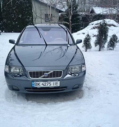 Сірий Вольво S80, об'ємом двигуна 2.4 л та пробігом 442 тис. км за 5200 $, фото 1 на Automoto.ua
