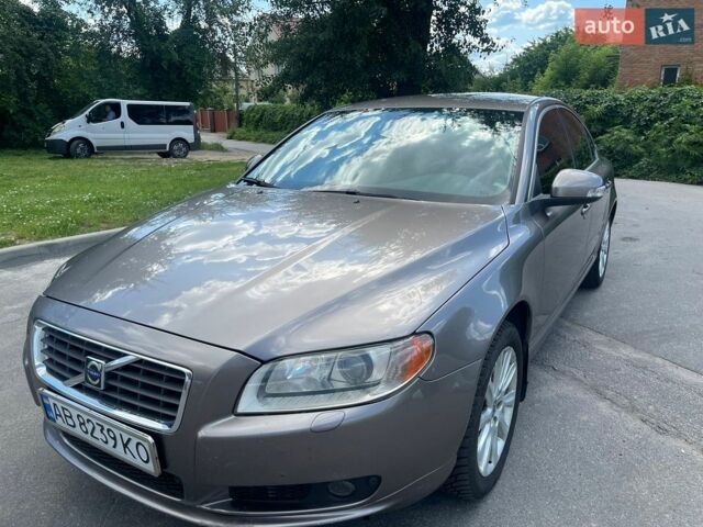 Сірий Вольво S80, об'ємом двигуна 2.52 л та пробігом 340 тис. км за 7500 $, фото 1 на Automoto.ua