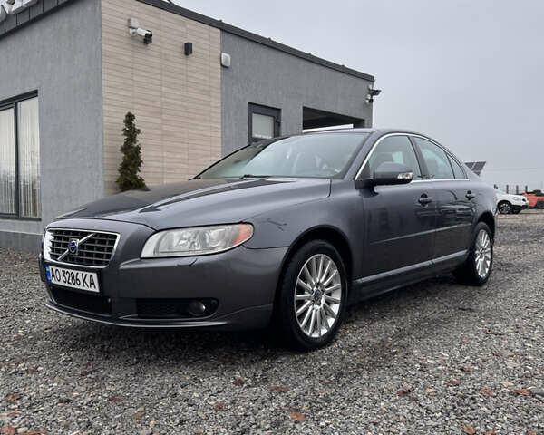 Серый Вольво С80, объемом двигателя 2 л и пробегом 307 тыс. км за 8500 $, фото 1 на Automoto.ua