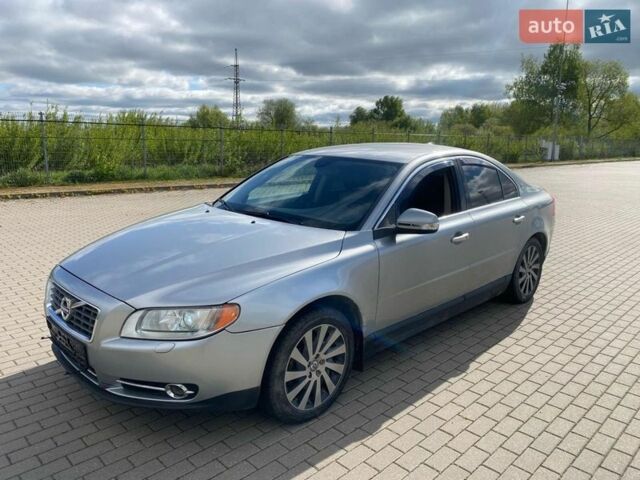 Серый Вольво С80, объемом двигателя 2.4 л и пробегом 280 тыс. км за 4300 $, фото 1 на Automoto.ua