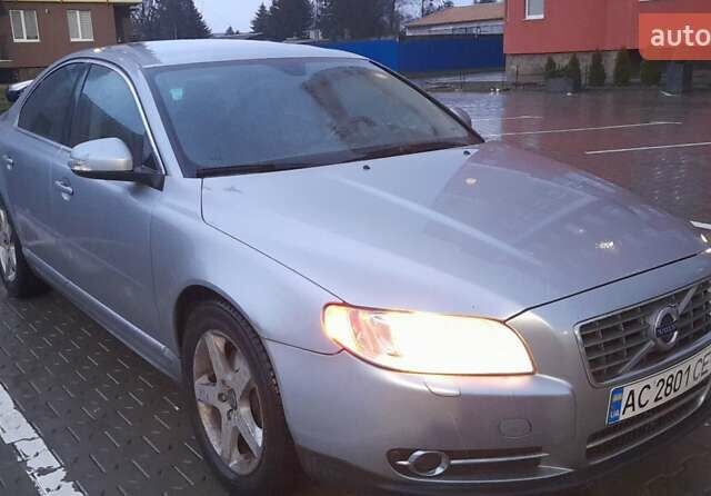 Сірий Вольво S80, об'ємом двигуна 2.4 л та пробігом 300 тис. км за 9800 $, фото 1 на Automoto.ua