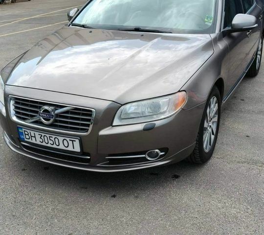 Сірий Вольво S80, об'ємом двигуна 2 л та пробігом 190 тис. км за 8500 $, фото 1 на Automoto.ua