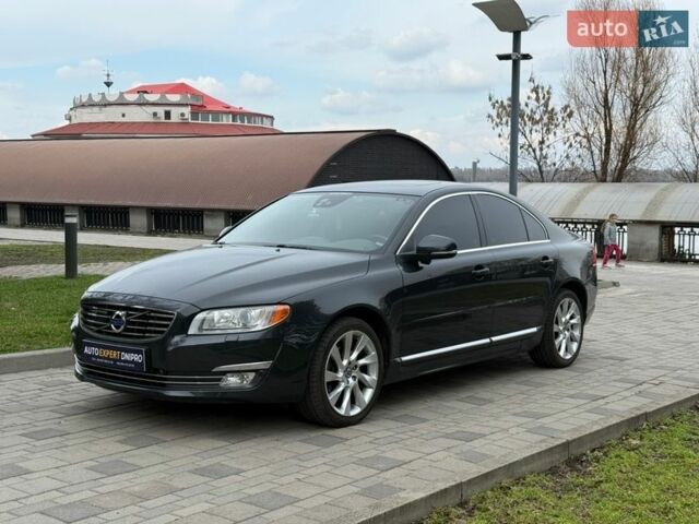 Серый Вольво С80, объемом двигателя 2.4 л и пробегом 107 тыс. км за 17000 $, фото 1 на Automoto.ua