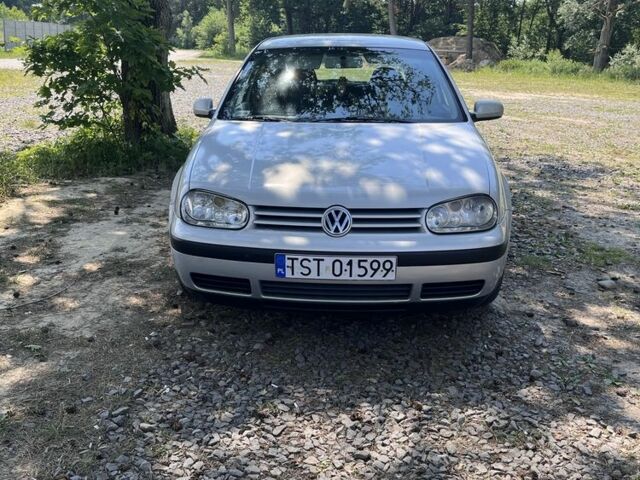 Серый Вольво С80, объемом двигателя 2 л и пробегом 95 тыс. км за 3210 $, фото 1 на Automoto.ua