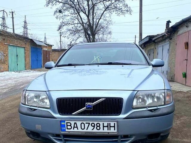 Синій Вольво S80, об'ємом двигуна 2.5 л та пробігом 552 тис. км за 1135 $, фото 1 на Automoto.ua