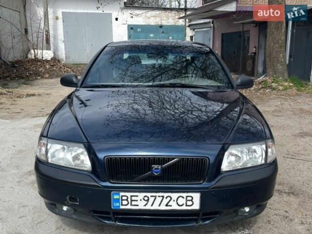 Синий Вольво С80, объемом двигателя 2.78 л и пробегом 250 тыс. км за 4100 $, фото 1 на Automoto.ua