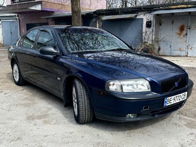 Синий Вольво С80, объемом двигателя 2.8 л и пробегом 260 тыс. км за 4100 $, фото 1 на Automoto.ua