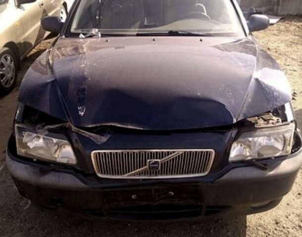 Синій Вольво S80, об'ємом двигуна 2.4 л та пробігом 369 тис. км за 2200 $, фото 1 на Automoto.ua