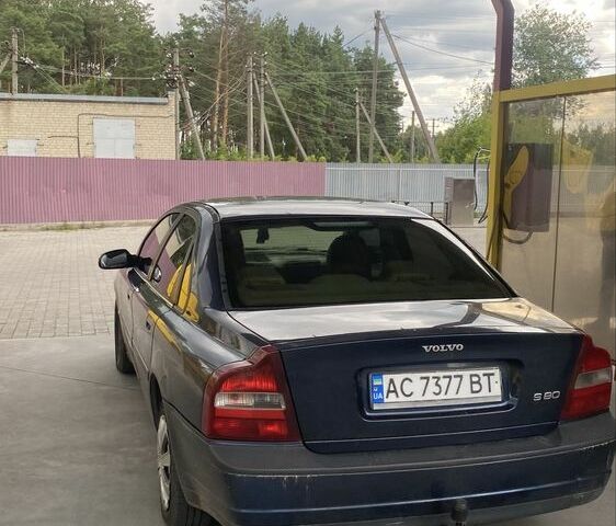 Синій Вольво S80, об'ємом двигуна 2.4 л та пробігом 380 тис. км за 3509 $, фото 1 на Automoto.ua