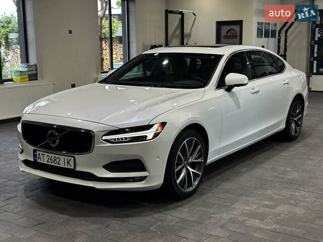 Білий Вольво S90, об'ємом двигуна 1.97 л та пробігом 104 тис. км за 24550 $, фото 1 на Automoto.ua