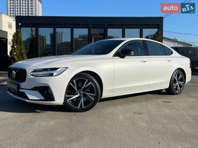 Білий Вольво S90, об'ємом двигуна 1.97 л та пробігом 74 тис. км за 34990 $, фото 1 на Automoto.ua