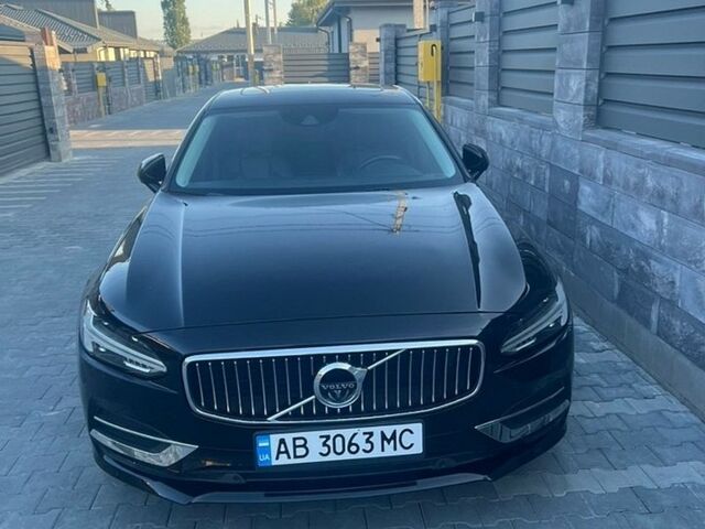 Чорний Вольво S90, об'ємом двигуна 1.97 л та пробігом 159 тис. км за 19900 $, фото 1 на Automoto.ua