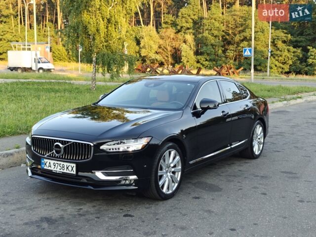 Чорний Вольво S90, об'ємом двигуна 2 л та пробігом 31 тис. км за 28000 $, фото 1 на Automoto.ua