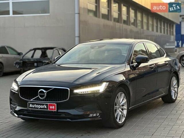 Чорний Вольво S90, об'ємом двигуна 2 л та пробігом 80 тис. км за 21740 $, фото 1 на Automoto.ua