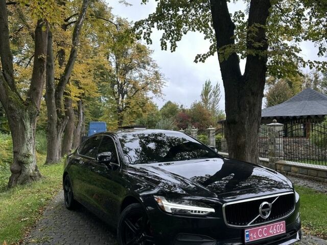 Черный Вольво С90, объемом двигателя 2 л и пробегом 210 тыс. км за 17500 $, фото 1 на Automoto.ua
