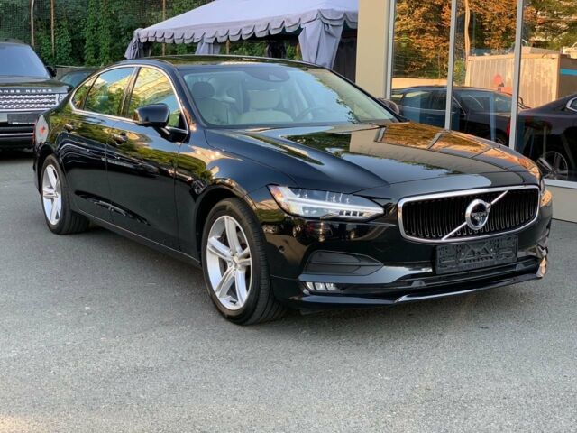 Чорний Вольво S90, об'ємом двигуна 2 л та пробігом 33 тис. км за 29900 $, фото 1 на Automoto.ua