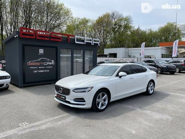 Вольво С90, объемом двигателя 2 л и пробегом 47 тыс. км за 30900 $, фото 1 на Automoto.ua