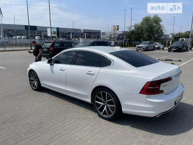 Вольво S90, об'ємом двигуна 1.97 л та пробігом 101 тис. км за 29900 $, фото 1 на Automoto.ua