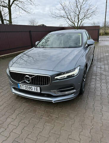 Вольво С90, объемом двигателя 1.97 л и пробегом 230 тыс. км за 18999 $, фото 1 на Automoto.ua