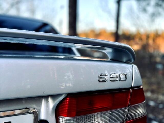 Сірий Вольво S90, об'ємом двигуна 2.9 л та пробігом 326 тис. км за 5555 $, фото 1 на Automoto.ua