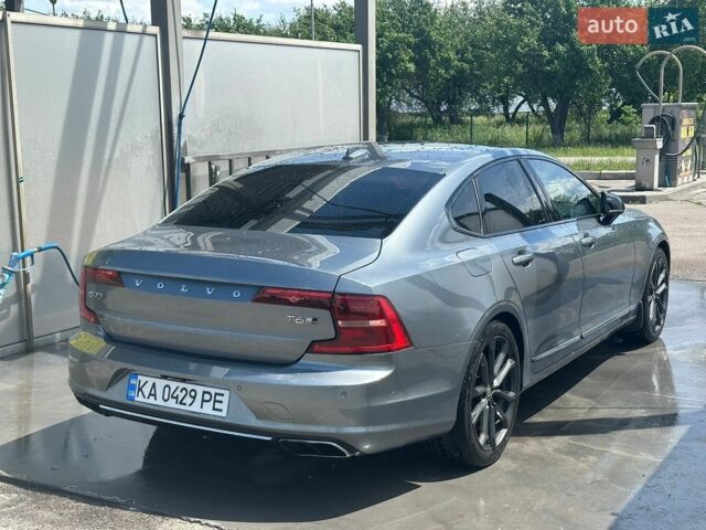 Сірий Вольво S90, об'ємом двигуна 1.97 л та пробігом 189 тис. км за 21000 $, фото 1 на Automoto.ua