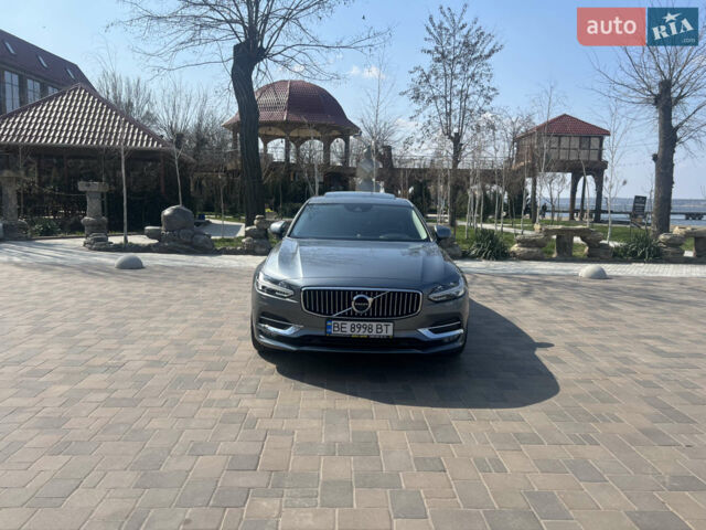 Сірий Вольво S90, об'ємом двигуна 2 л та пробігом 88 тис. км за 28500 $, фото 1 на Automoto.ua