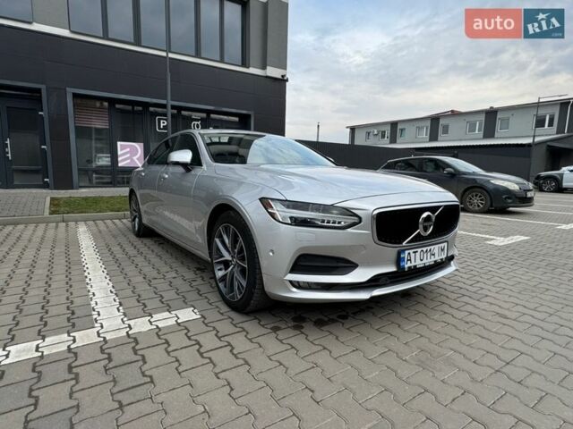 Серый Вольво С90, объемом двигателя 1.97 л и пробегом 165 тыс. км за 21900 $, фото 1 на Automoto.ua