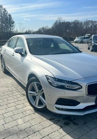 Серый Вольво С90, объемом двигателя 2 л и пробегом 235 тыс. км за 17200 $, фото 1 на Automoto.ua