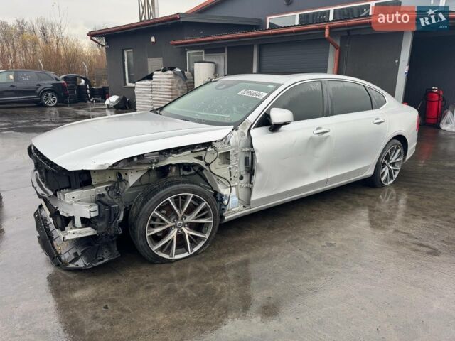 Серый Вольво С90, объемом двигателя 2 л и пробегом 159 тыс. км за 12400 $, фото 1 на Automoto.ua