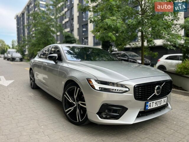 Серый Вольво С90, объемом двигателя 1.97 л и пробегом 124 тыс. км за 22400 $, фото 1 на Automoto.ua