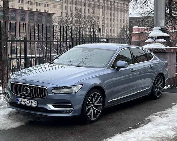 Синий Вольво С90, объемом двигателя 1.97 л и пробегом 117 тыс. км за 36500 $, фото 1 на Automoto.ua